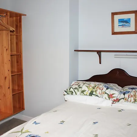 Ceol Na N'ean بيت للعطل سنيم