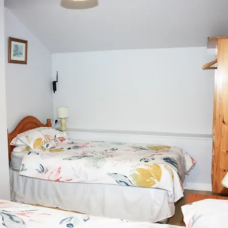 Ceol Na N'ean بيت للعطل